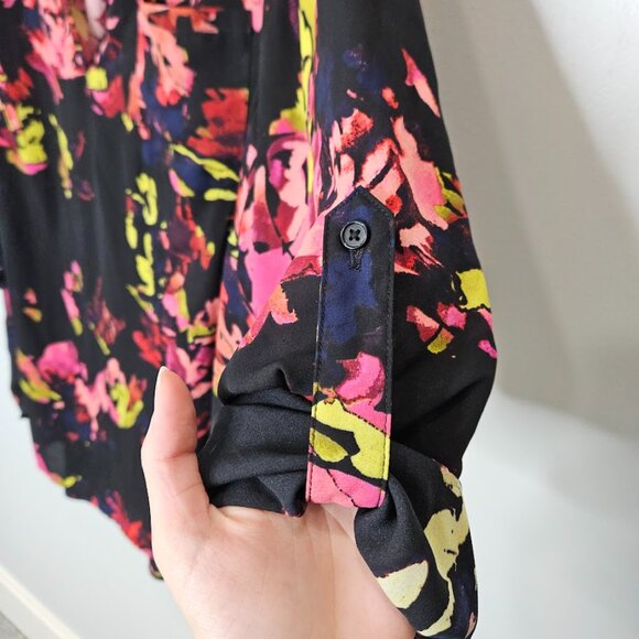 Ava & Viv Black Floral Blouse Shirt Top Roll Tab Sleeve Flowers Plus Size 3XL - Picture 5 of 10